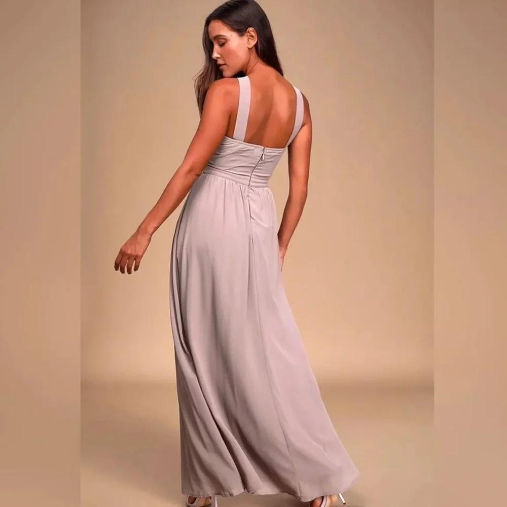 Lulu’s maxi dress - Picture 2 of 5